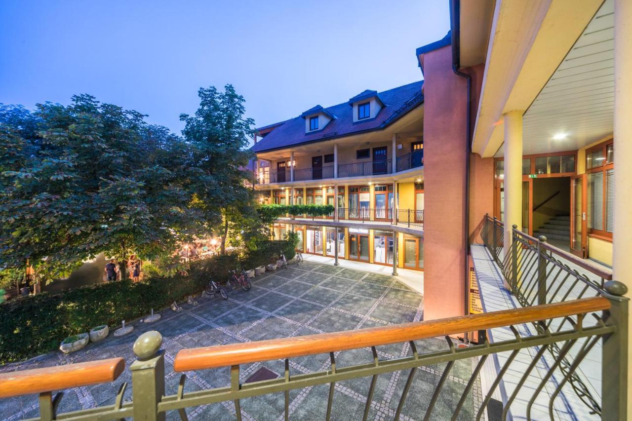 Apartment Union Bled Bagian luar foto